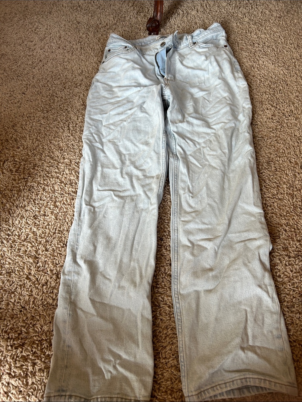 Abercrombie- The Ankle Straight Ultra High Rise (Curve Love)